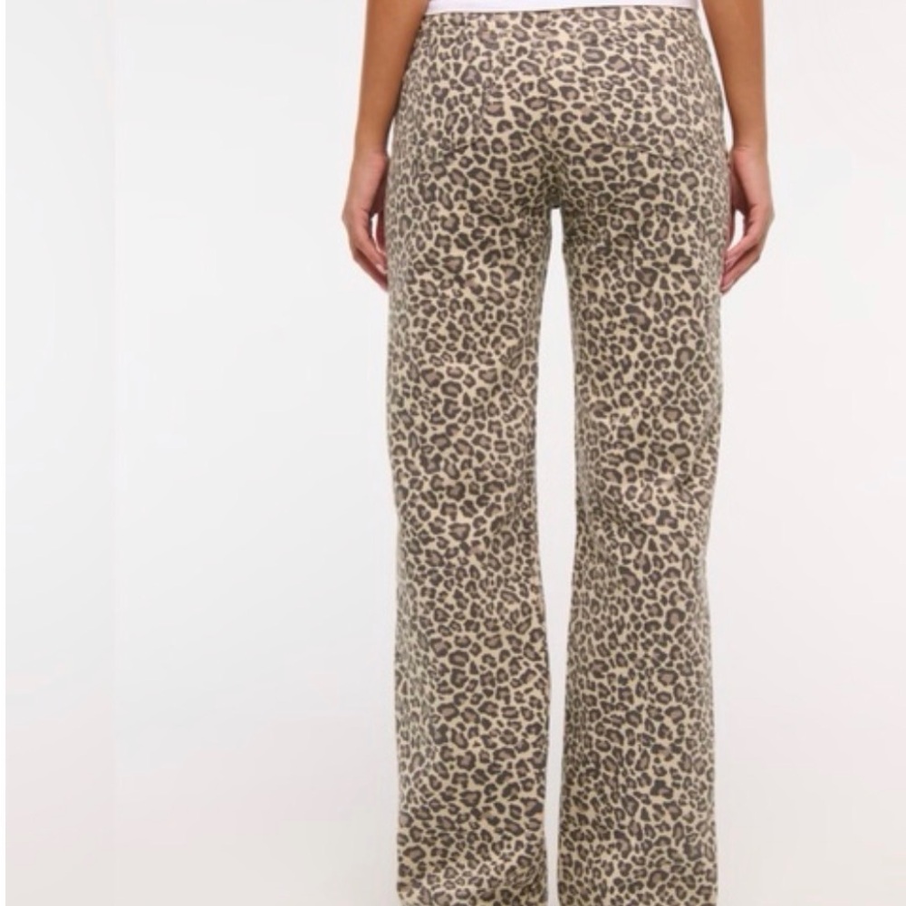 Abercrombie 90s Relaxed High Rise Leopard Curve Love LONG Jeans